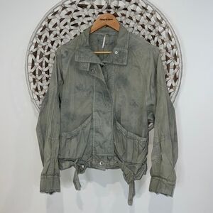 Free People green parachute jacket size xsmall